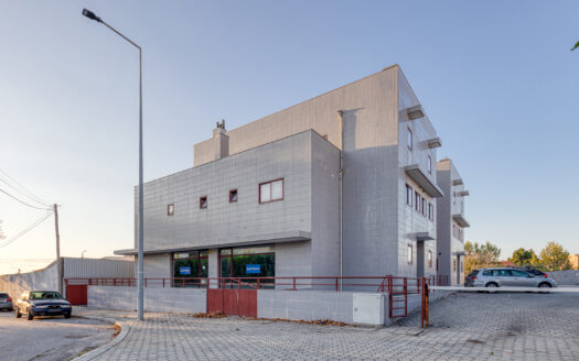 Apartamento Miramar com terraço e vista mar