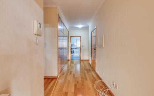 Apartamento Miramar com terraço e vista mar