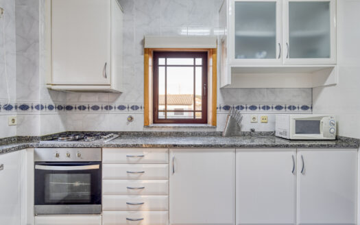 Apartamento Miramar com terraço e vista mar