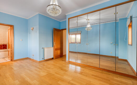 Apartamento Miramar com terraço e vista mar