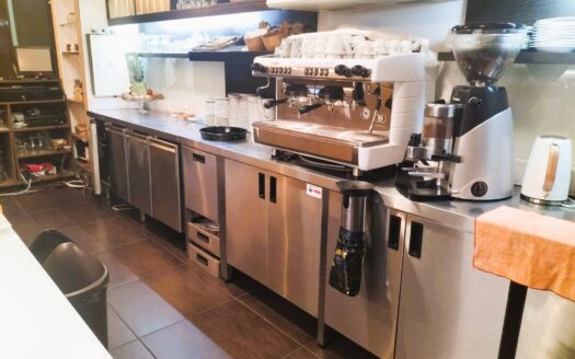 Trespasse Confeitaria no Centro de Paredes