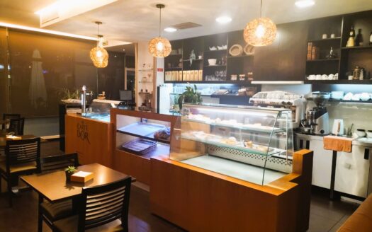 Trespasse Confeitaria no Centro de Paredes