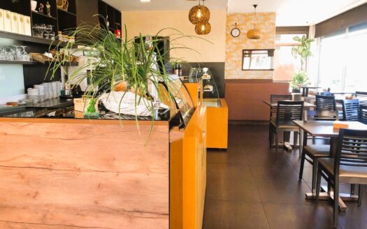 Trespasse Confeitaria no Centro de Paredes