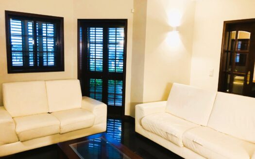 Moradia para Arrendar no Centro de Leça da Palmeira – Rua do Sol Poente