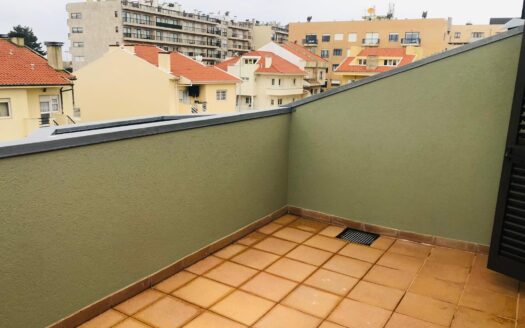 Moradia para Arrendar no Centro de Leça da Palmeira – Rua do Sol Poente