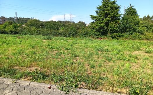 Terreno em Serzedo com 1000m2