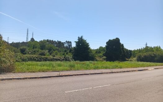 Terreno em Serzedo com 1000m2