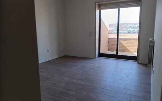 Apartamento T3+1 Duplex em Canidelo