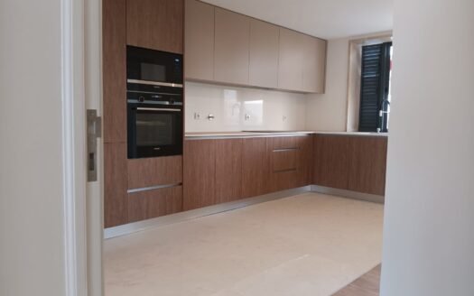 Apartamento T3+1 Duplex em Canidelo