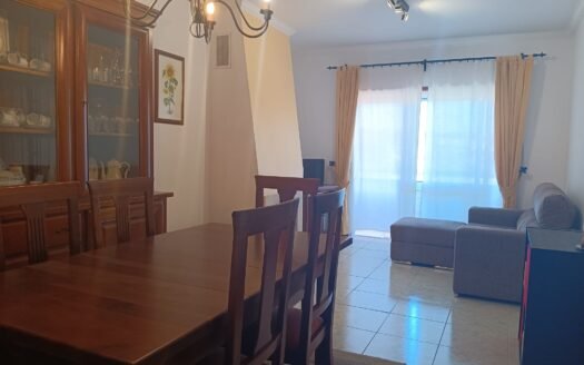Apartamento T2 com Lugar de Garagem para Arrendamento