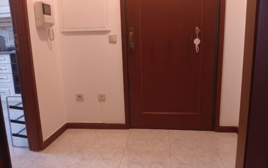 Apartamento T2 com Lugar de Garagem para Arrendamento