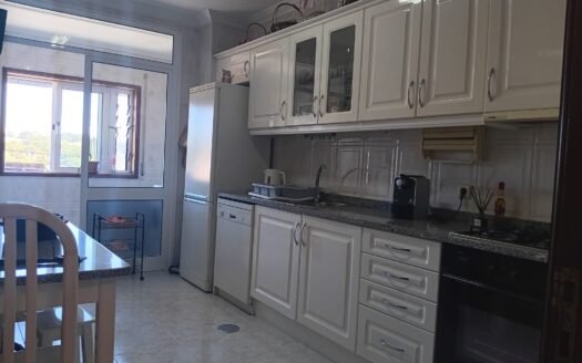 Apartamento T2 com Lugar de Garagem para Arrendamento