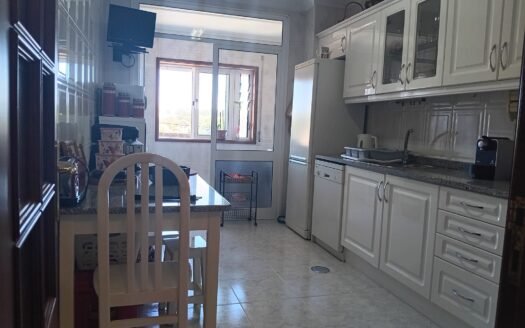 Apartamento T2 com Lugar de Garagem para Arrendamento
