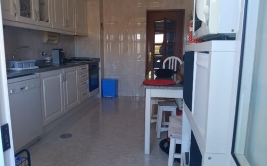 Apartamento T2 com Lugar de Garagem para Arrendamento