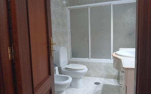 Apartamento T2 com Lugar de Garagem para Arrendamento