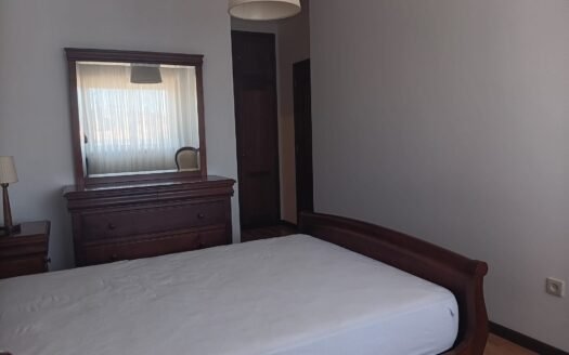 Apartamento T2 com Lugar de Garagem para Arrendamento