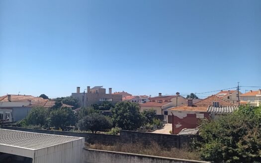 Apartamento T2 com Lugar de Garagem para Arrendamento
